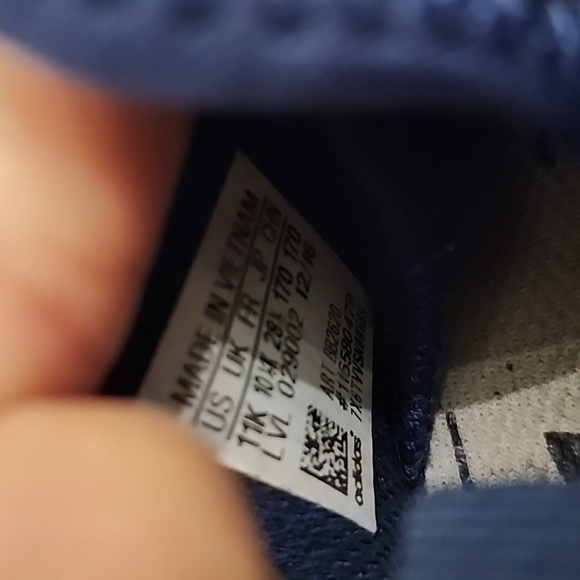 ADIDAS SHOES KIDS - Picture 6 of 6